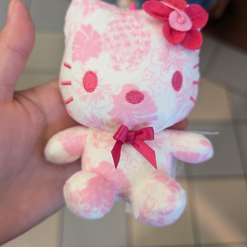 Hello Kitty: Pink and White Plush Clip-On